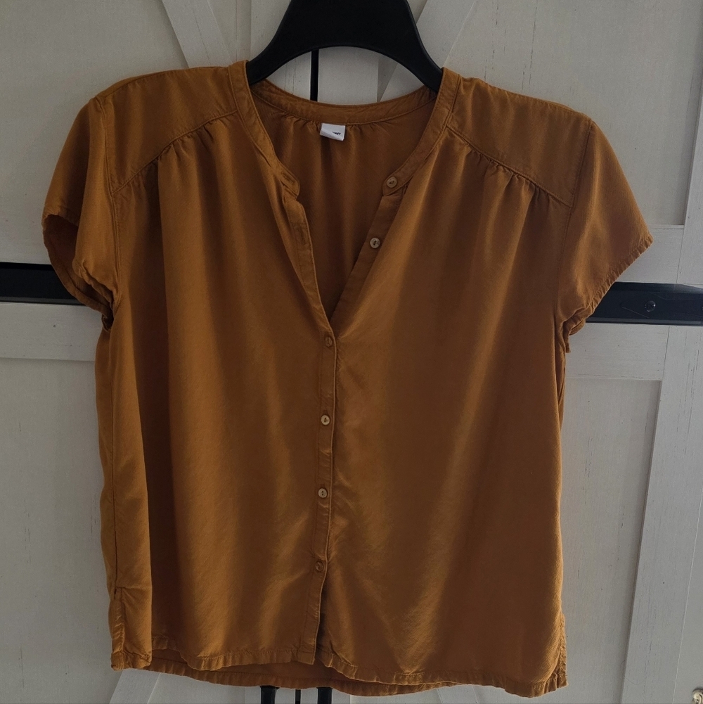 Women's Mustard Button-Up Top